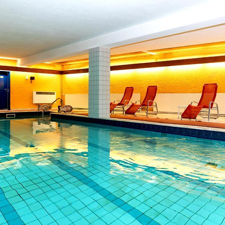 Hotel Meran Hallenbad & Sauna Saarbrücken Exteriér fotografie