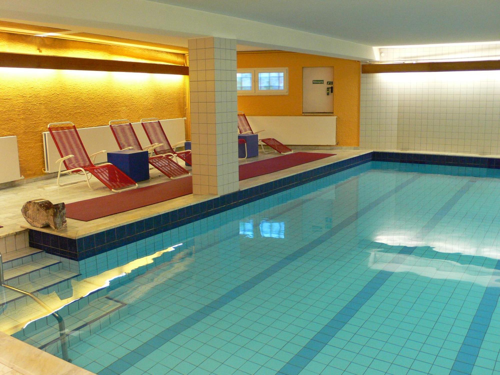 Hotel Meran Hallenbad & Sauna Saarbrücken Exteriér fotografie